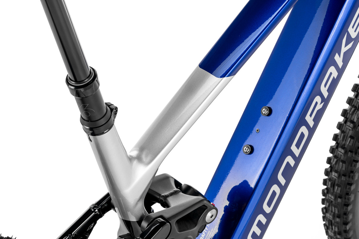 1751293360-1721_68629db070f39340155146-crafty-carbon-rr