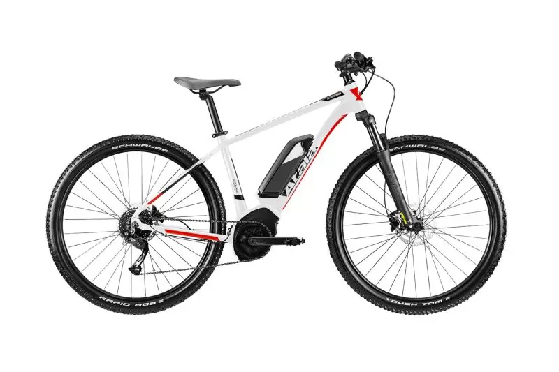 Atala_B-Cross-A-4_1-21_White-Red_1-800x800.jpg