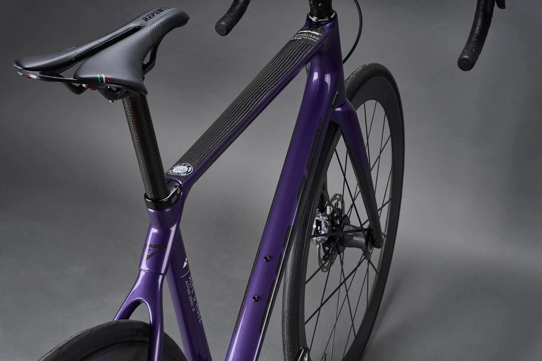 MY22_ADH21_Purple_5_1800x1800