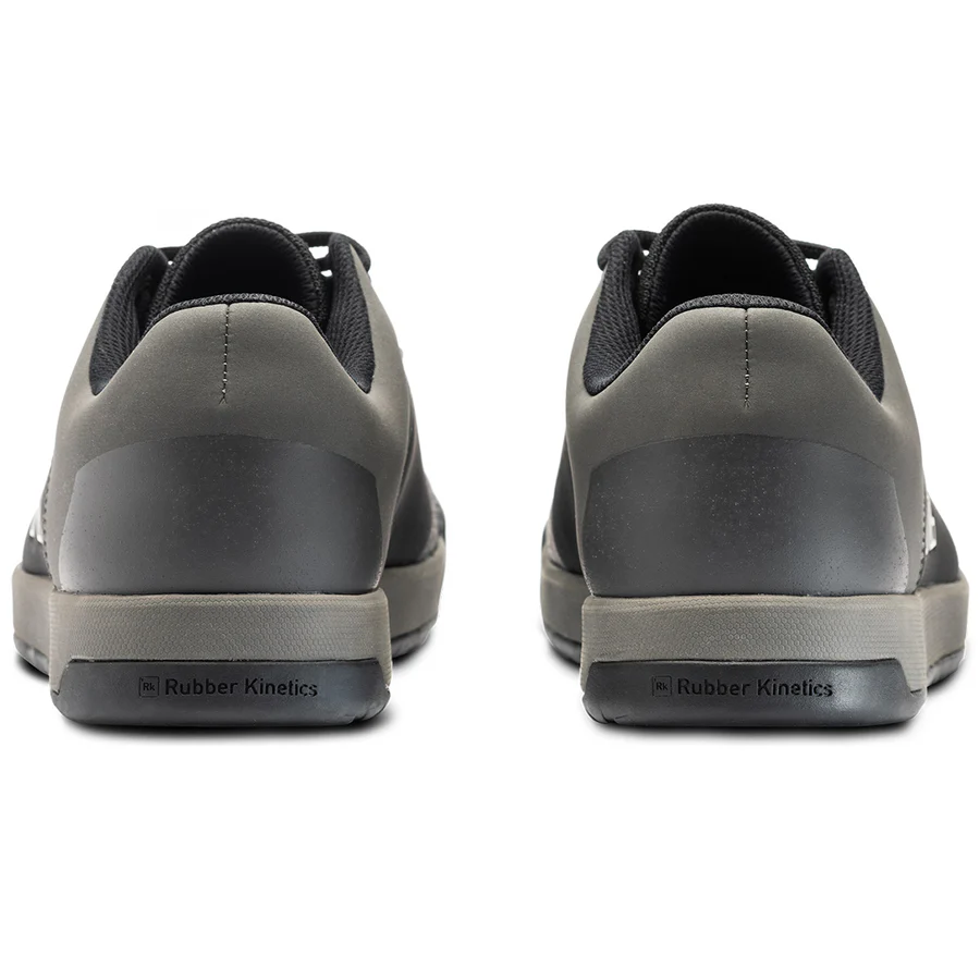 rc-foo-0063_HellionElite-Mens-BlackCharcoal-pair_back_ID_32463