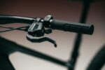 Flo_Pure Black_Carbon Pro_
